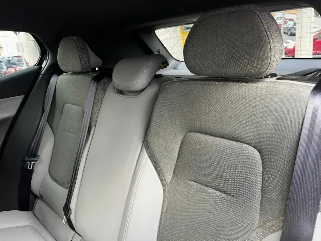 Volvo EX30 - Miniatura 12