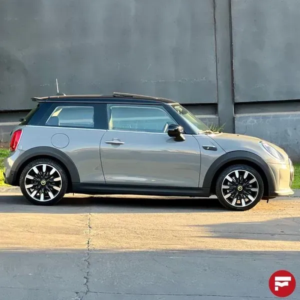 Mini CooperSE - Miniatura 4