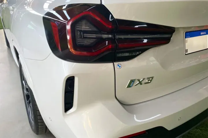 BMW IX3 - Miniatura 11