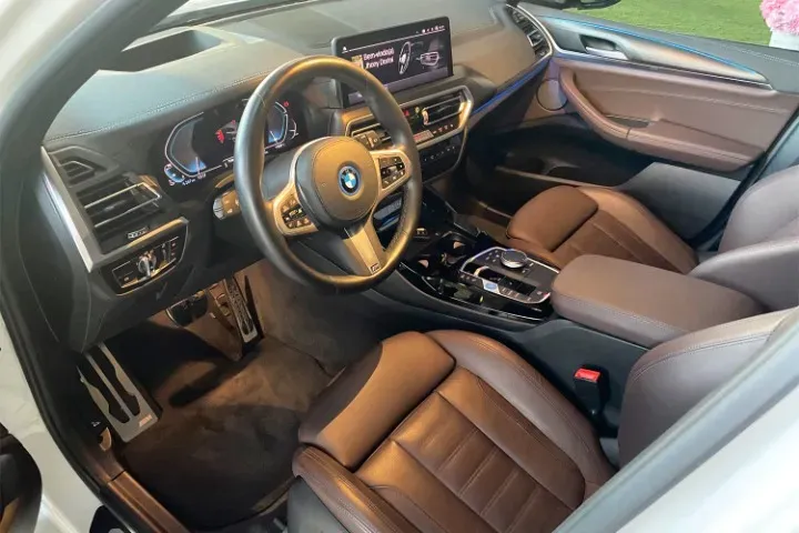 BMW IX3 - Miniatura 14