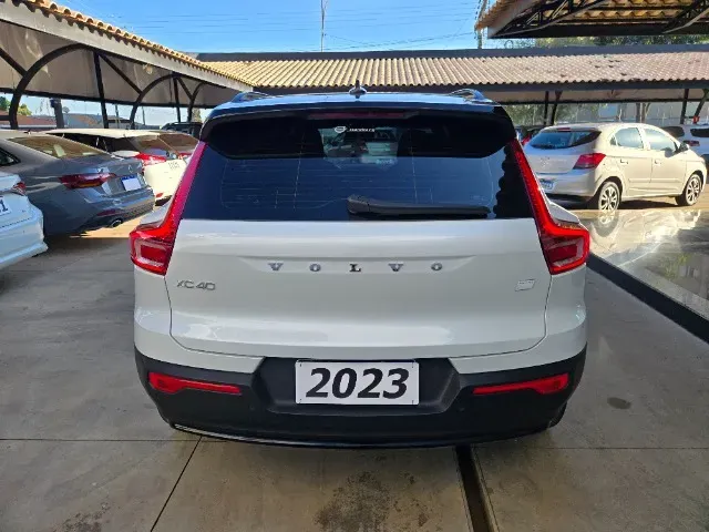 Volvo XC40 Recharge - Miniatura 4