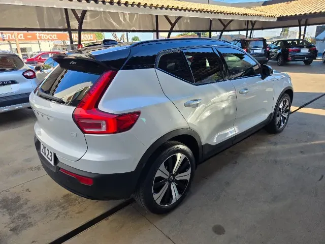 Volvo XC40 Recharge - Miniatura 5