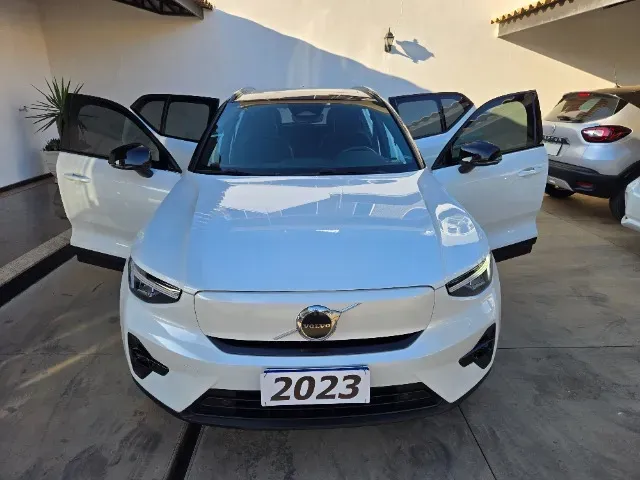 Volvo XC40 Recharge - Miniatura 7