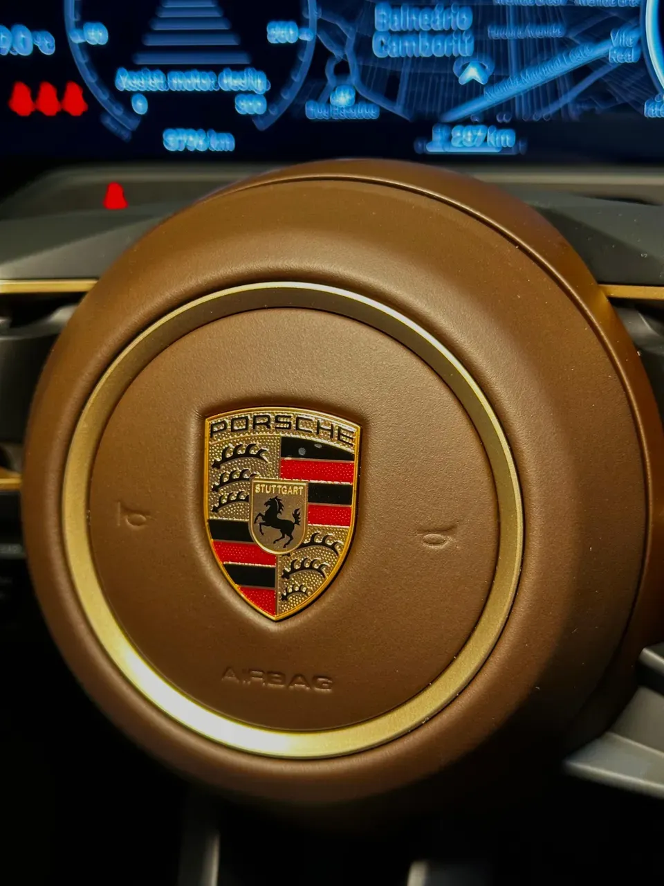 Porsche Taycan - Miniatura 17