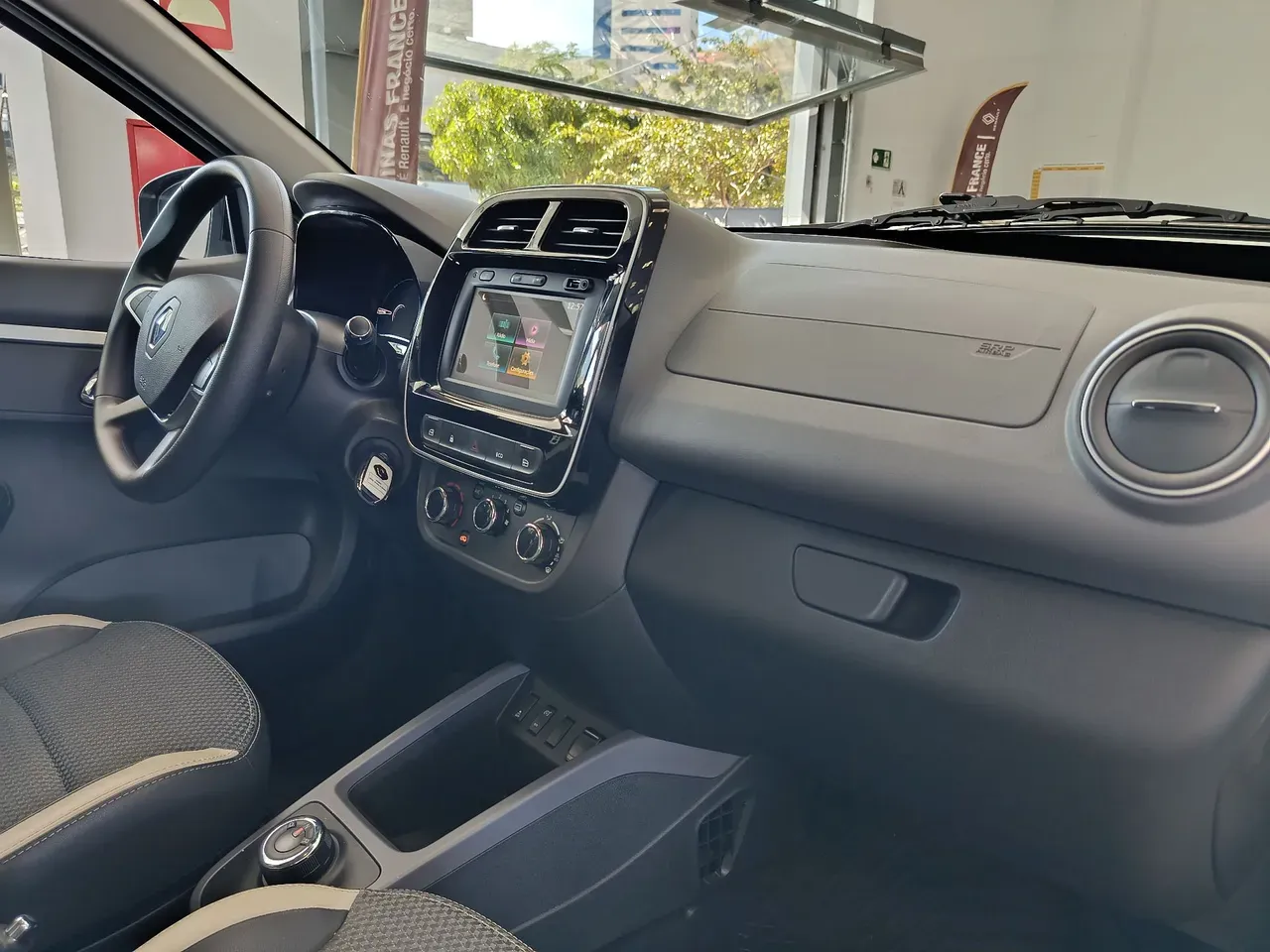 Renault Kwid E-tech Electric - Miniatura 16
