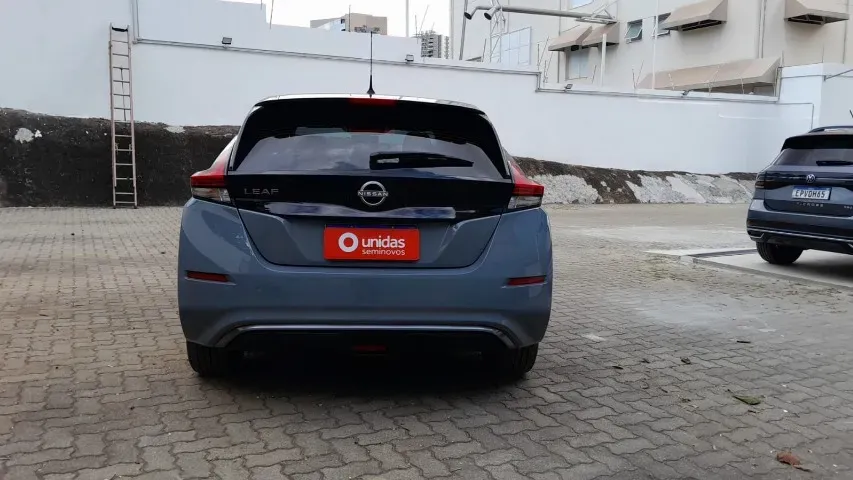 Nissan Leaf - Miniatura 4