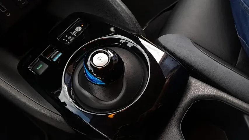 Nissan Leaf - Miniatura 16
