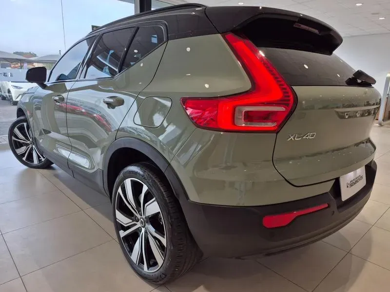 Volvo XC40 Recharge - Miniatura 7