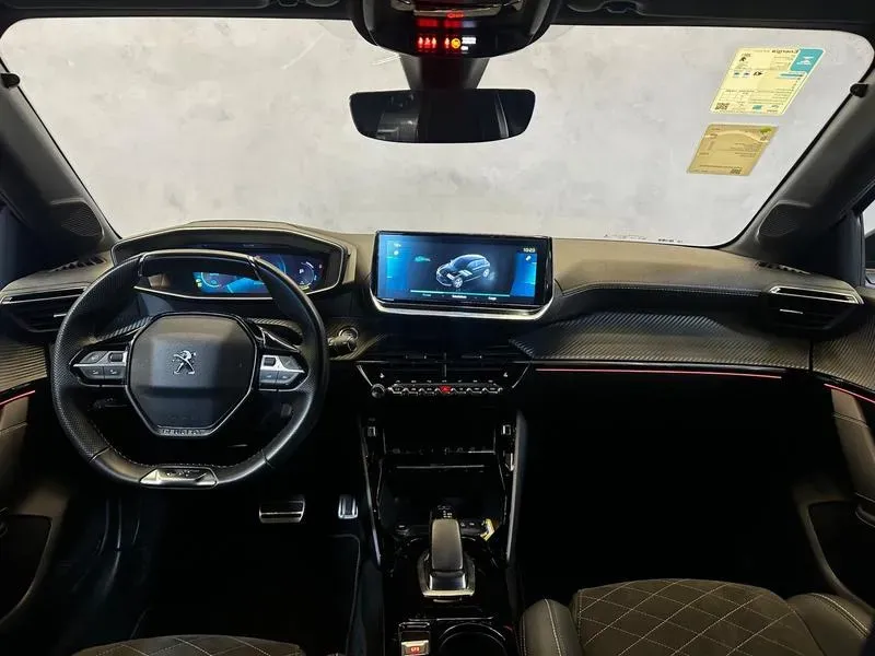 Peugeot E-208 - Miniatura 10