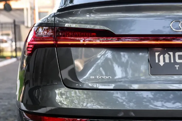 Audi E-tron Sportback - Miniatura 6