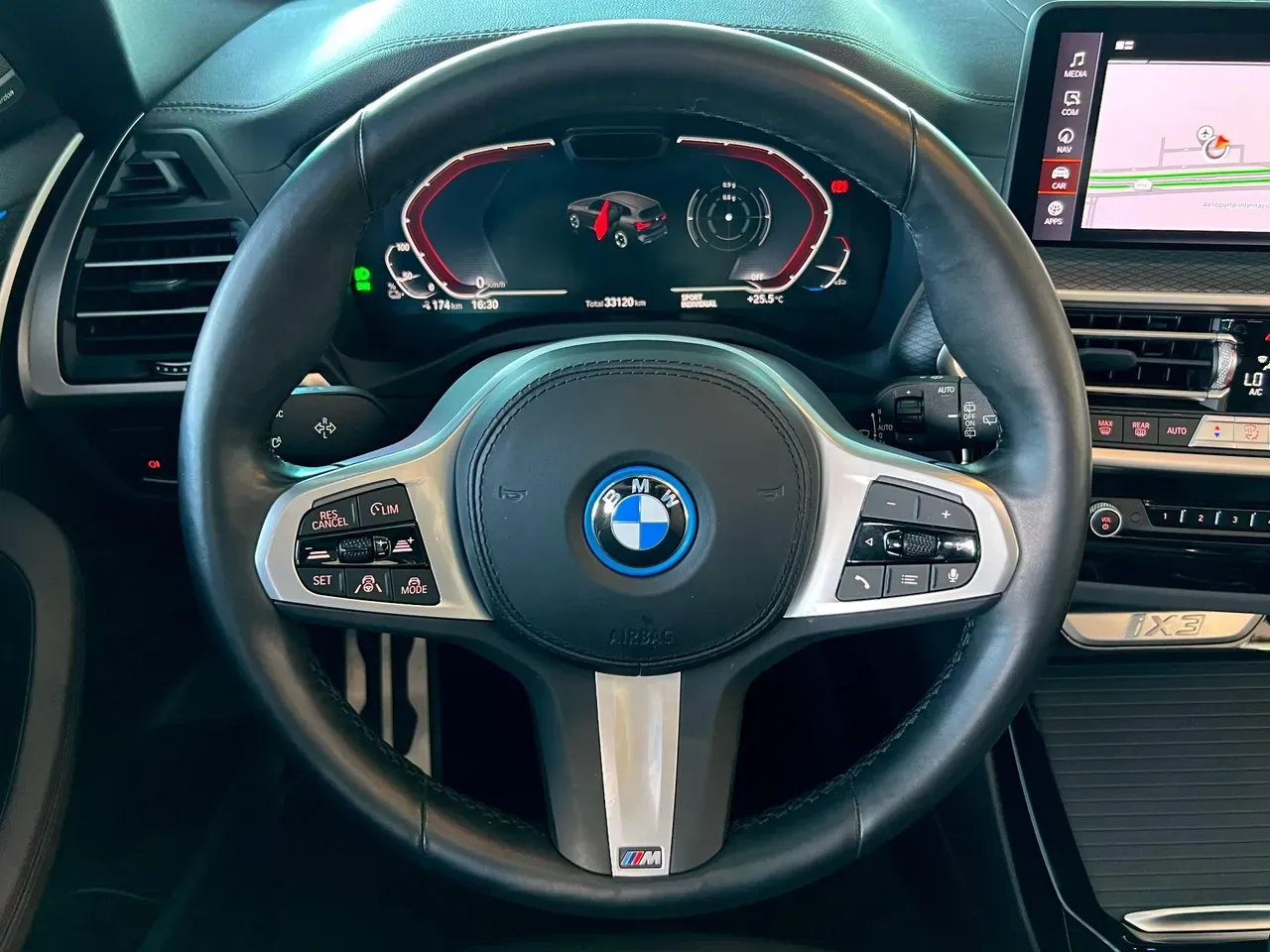 BMW IX3 - Miniatura 7
