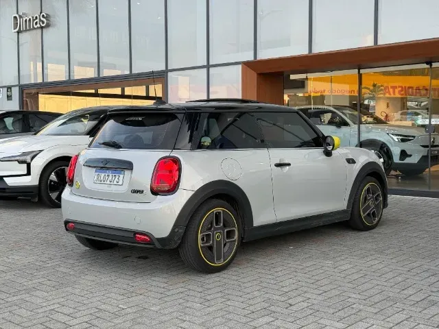 Mini CooperSE - Miniatura 10