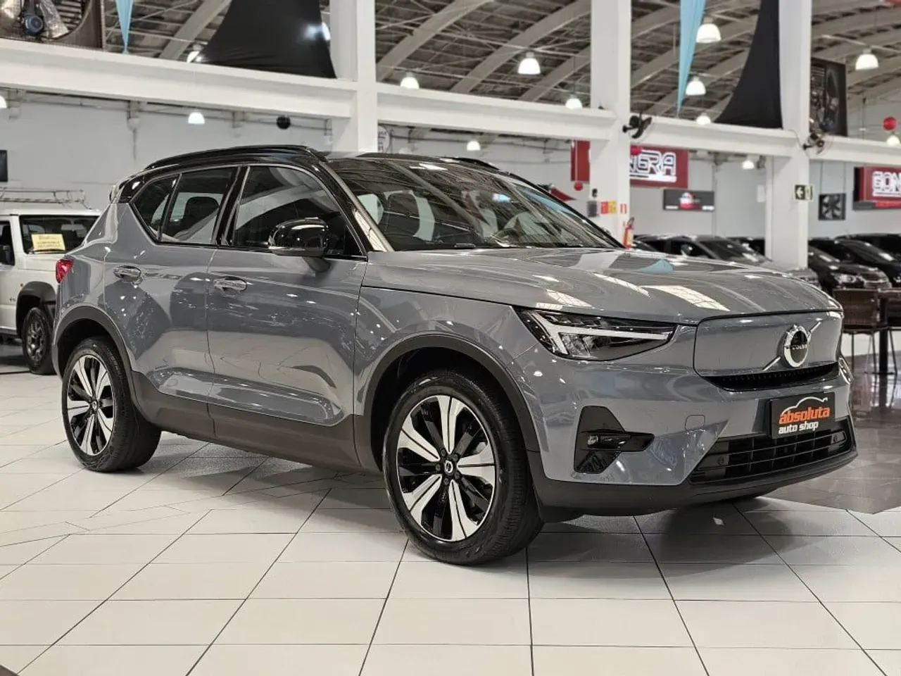 Volvo XC40 Recharge - Miniatura 4