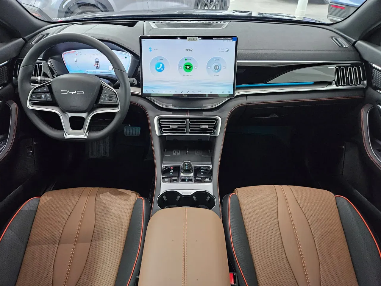 BYD Song Plus Dm-i Plug-in Hybrid - Miniatura 8