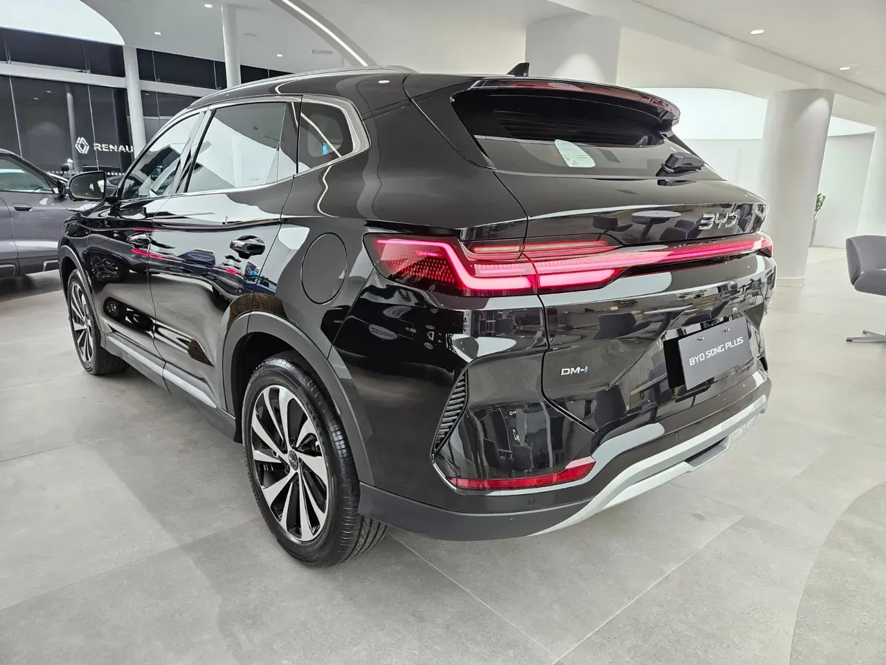 BYD Song Plus Dm-i Plug-in Hybrid - Miniatura 4