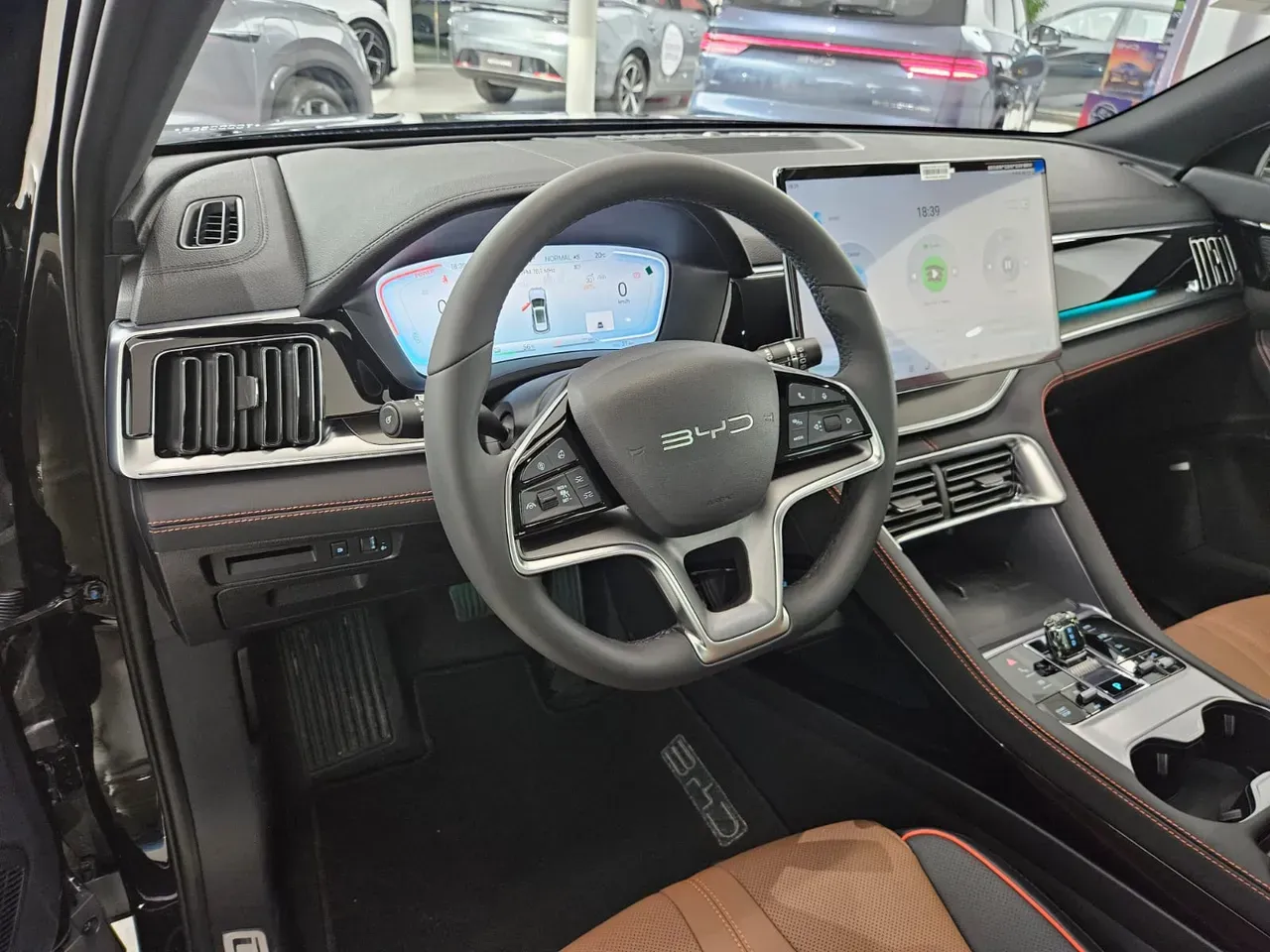 BYD Song Plus Dm-i Plug-in Hybrid - Miniatura 9