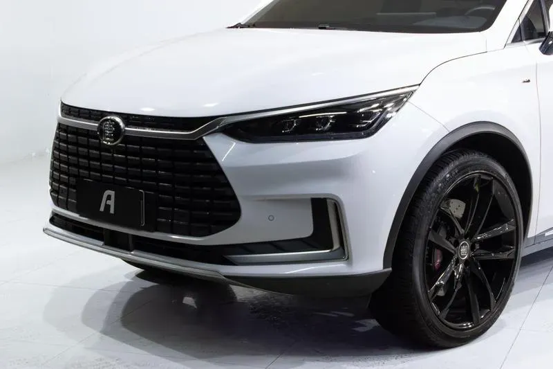 BYD Tang - Miniatura 2