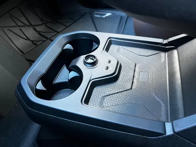 BMW Ix - Miniatura 10