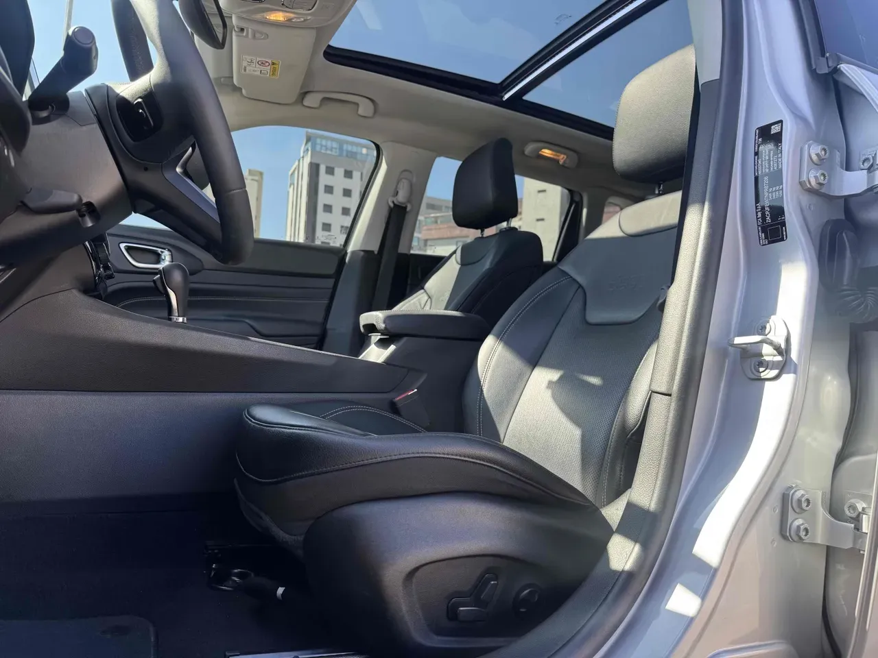 Jeep Compass 4xe Plug-in Hybrid - Miniatura 14