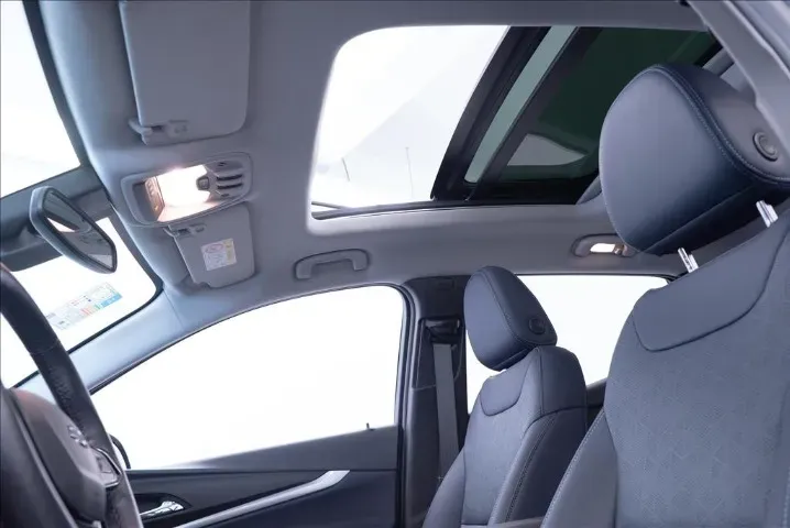 Chevrolet Bolt Euv - Miniatura 9