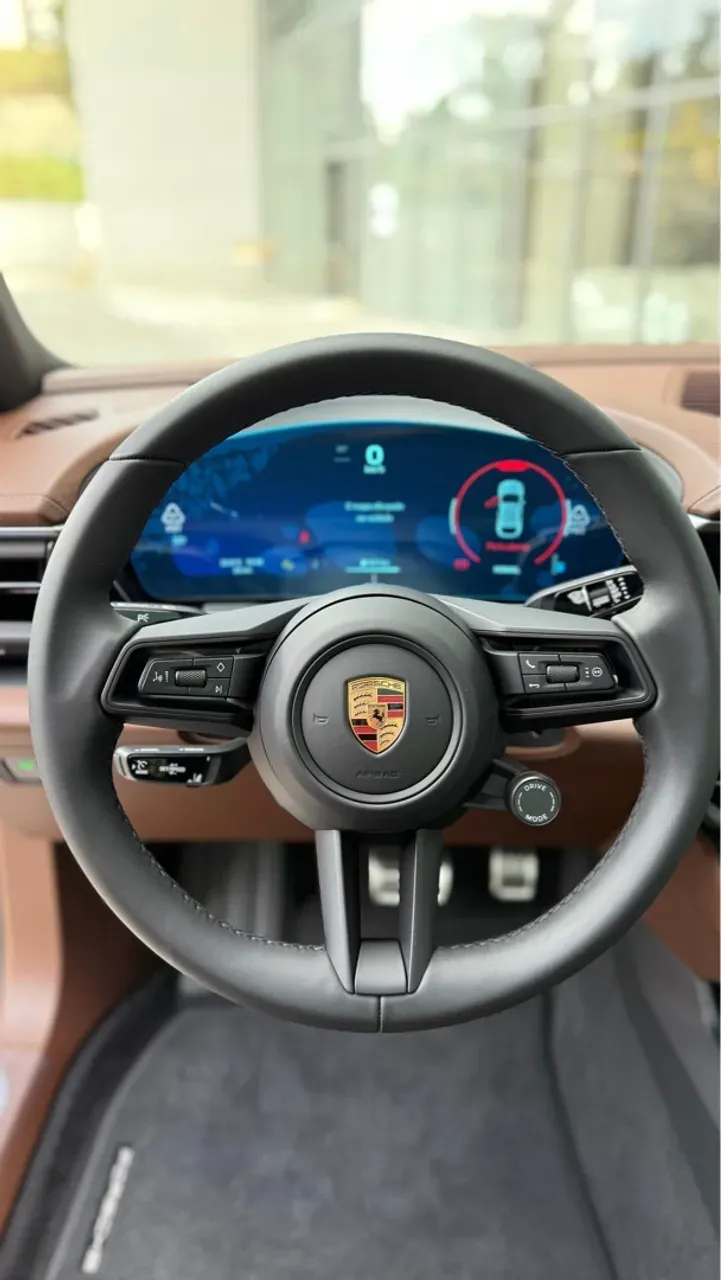 Porsche Macan - Miniatura 10