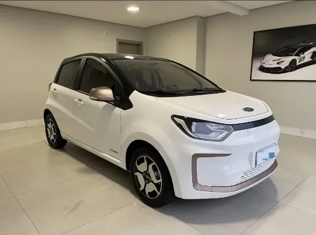 JAC E-JS1