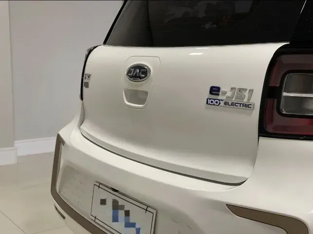 JAC E-JS1 - Miniatura 7