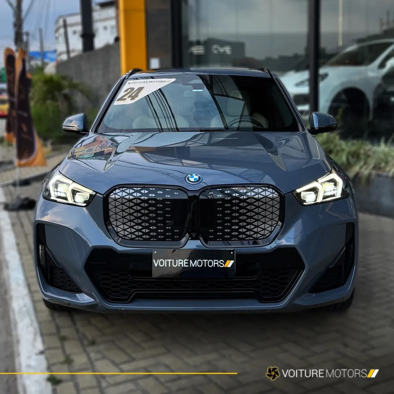 BMW IX1 - Miniatura 3