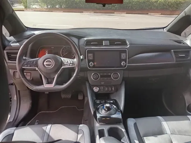 Nissan Leaf - Miniatura 7