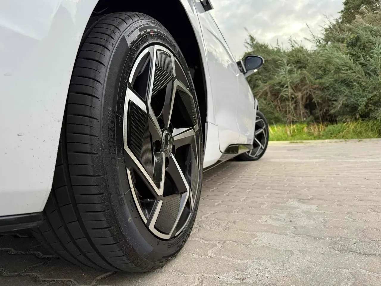 BYD Seal - Miniatura 14