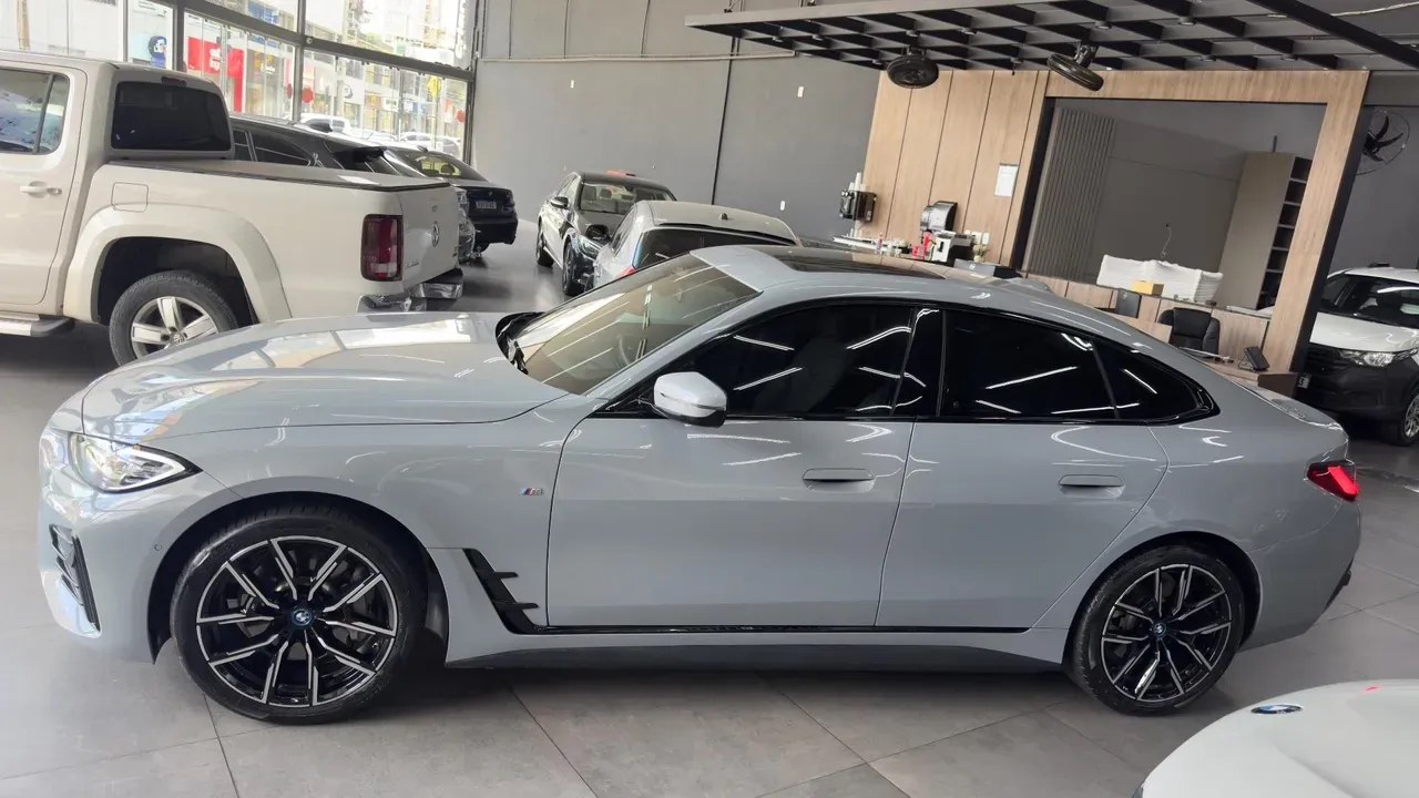 BMW I4 - Miniatura 2