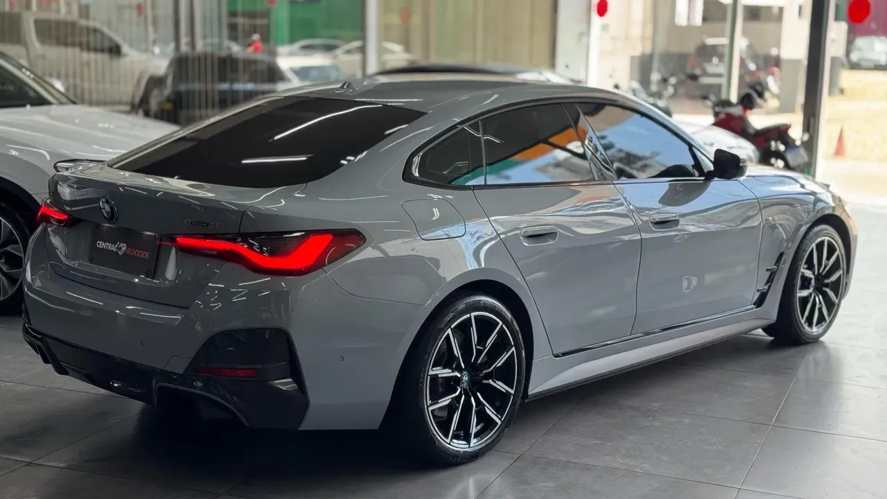BMW I4 - Miniatura 4