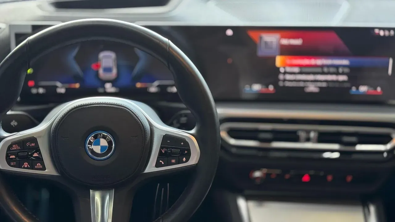 BMW I4 - Miniatura 15