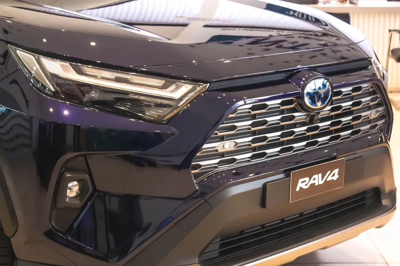 Toyota Rav4 EV - Miniatura 20