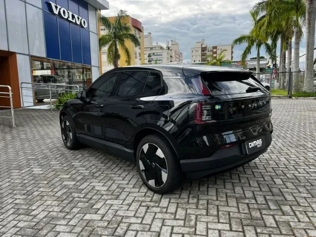 Volvo EX30 - Miniatura 6