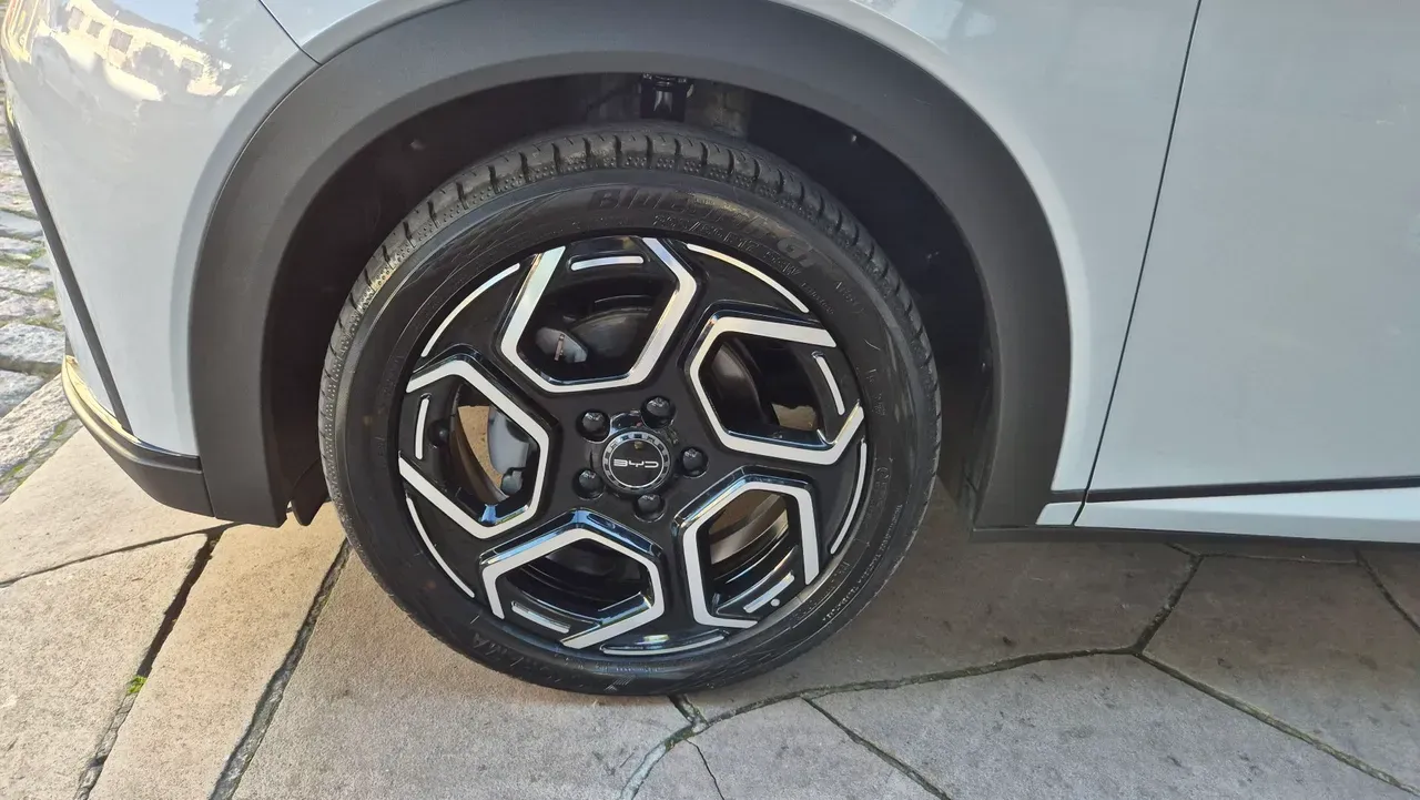 BYD Dolphin - Miniatura 17