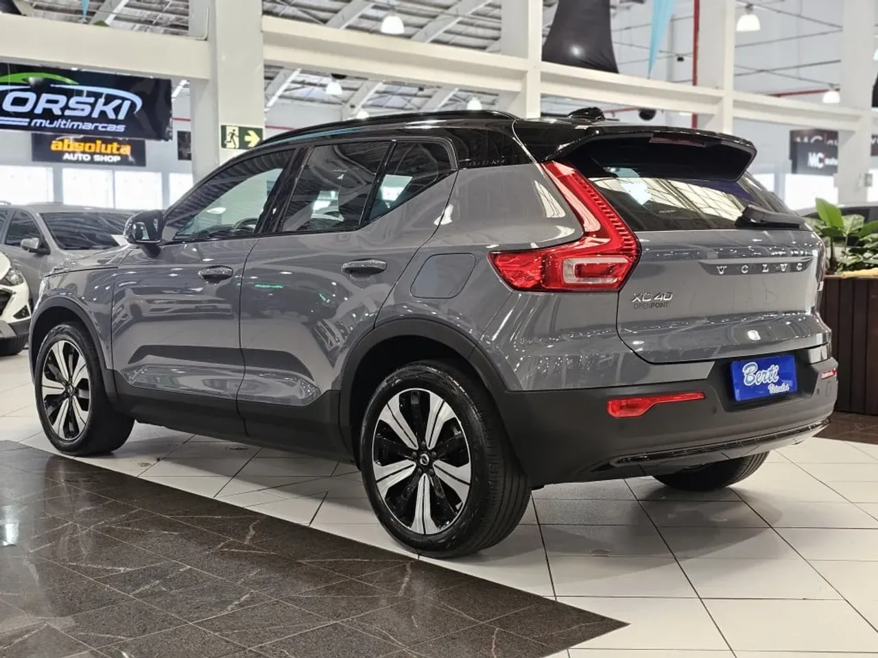 Volvo XC40 Recharge - Miniatura 14