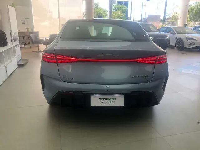 BYD Seal - Miniatura 4