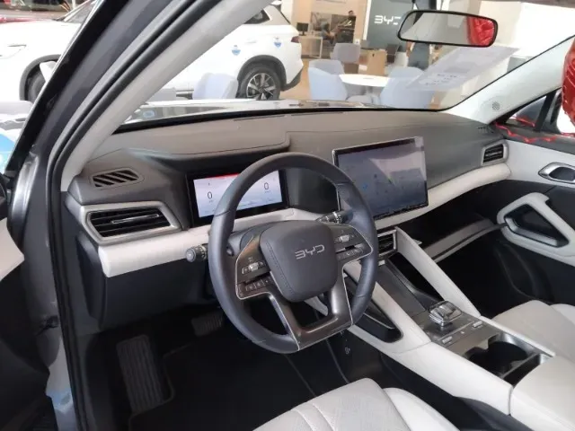 BYD Yuan Pro - Miniatura 3
