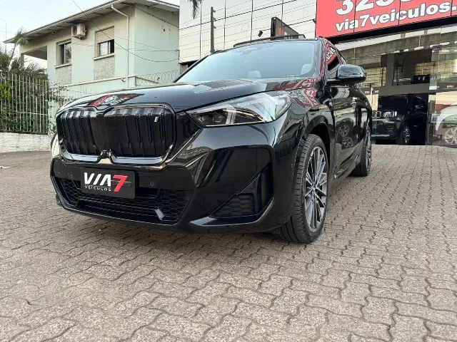 BMW IX1 - Miniatura 4