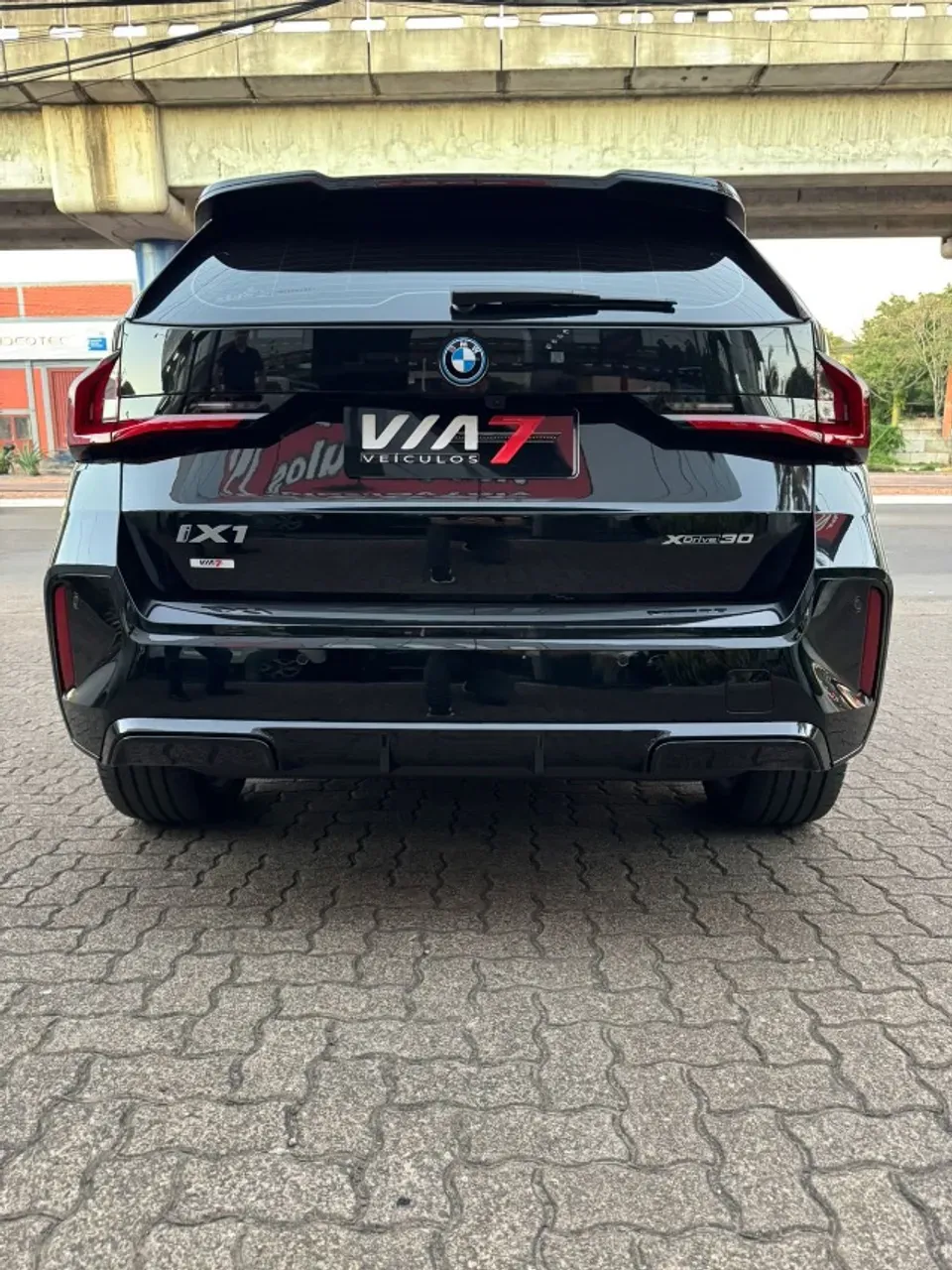 BMW IX1 - Miniatura 8