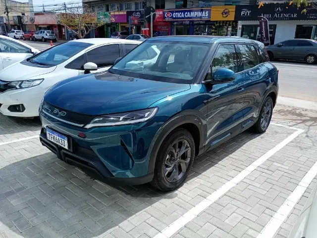 Foto de um byd yuan pro