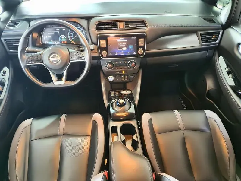 Nissan Leaf - Miniatura 5