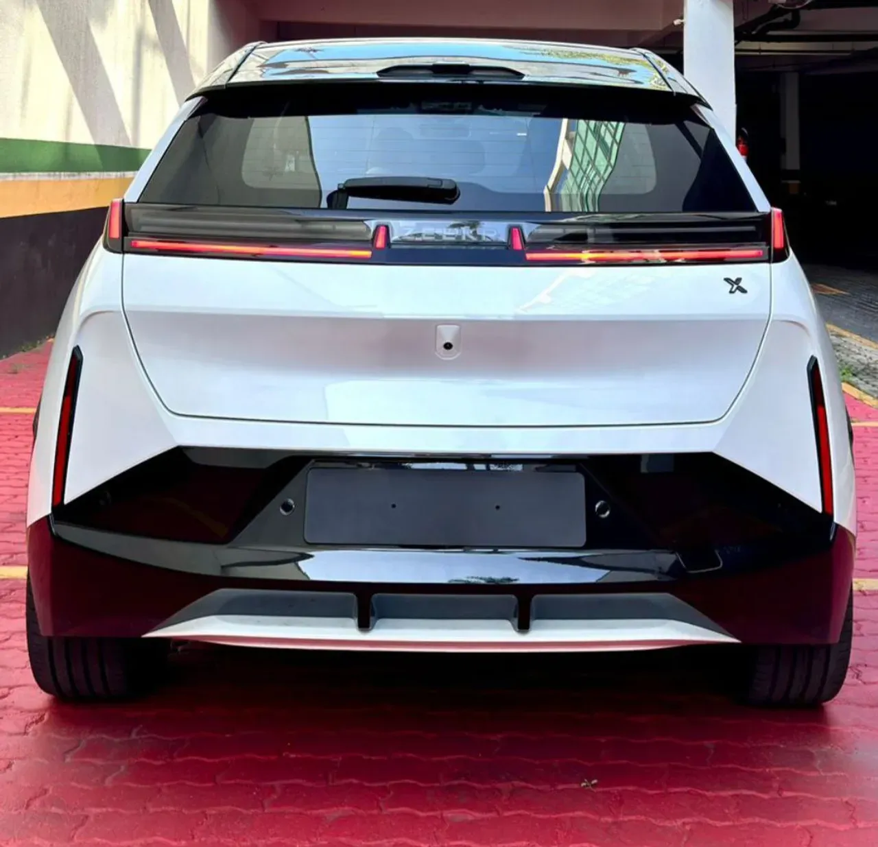 Zeekr 001 - Imagem 3