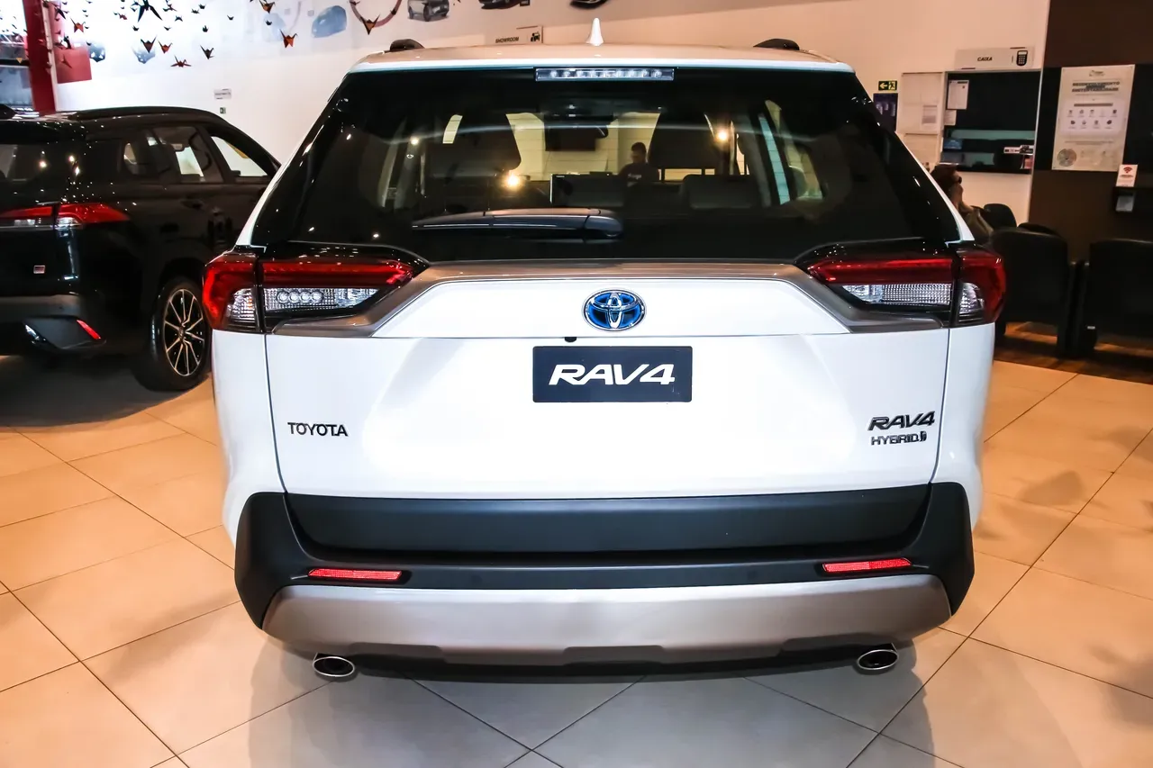 Toyota Rav4 - Miniatura 11