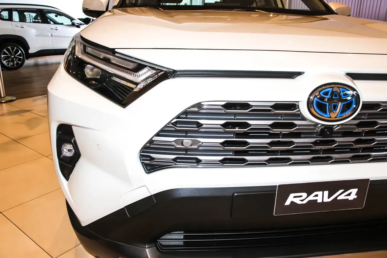 Toyota Rav4 - Miniatura 18