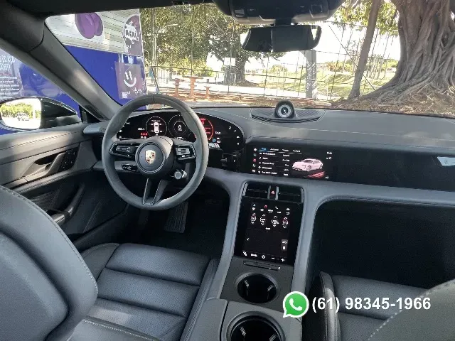 Porsche Taycan - Miniatura 17