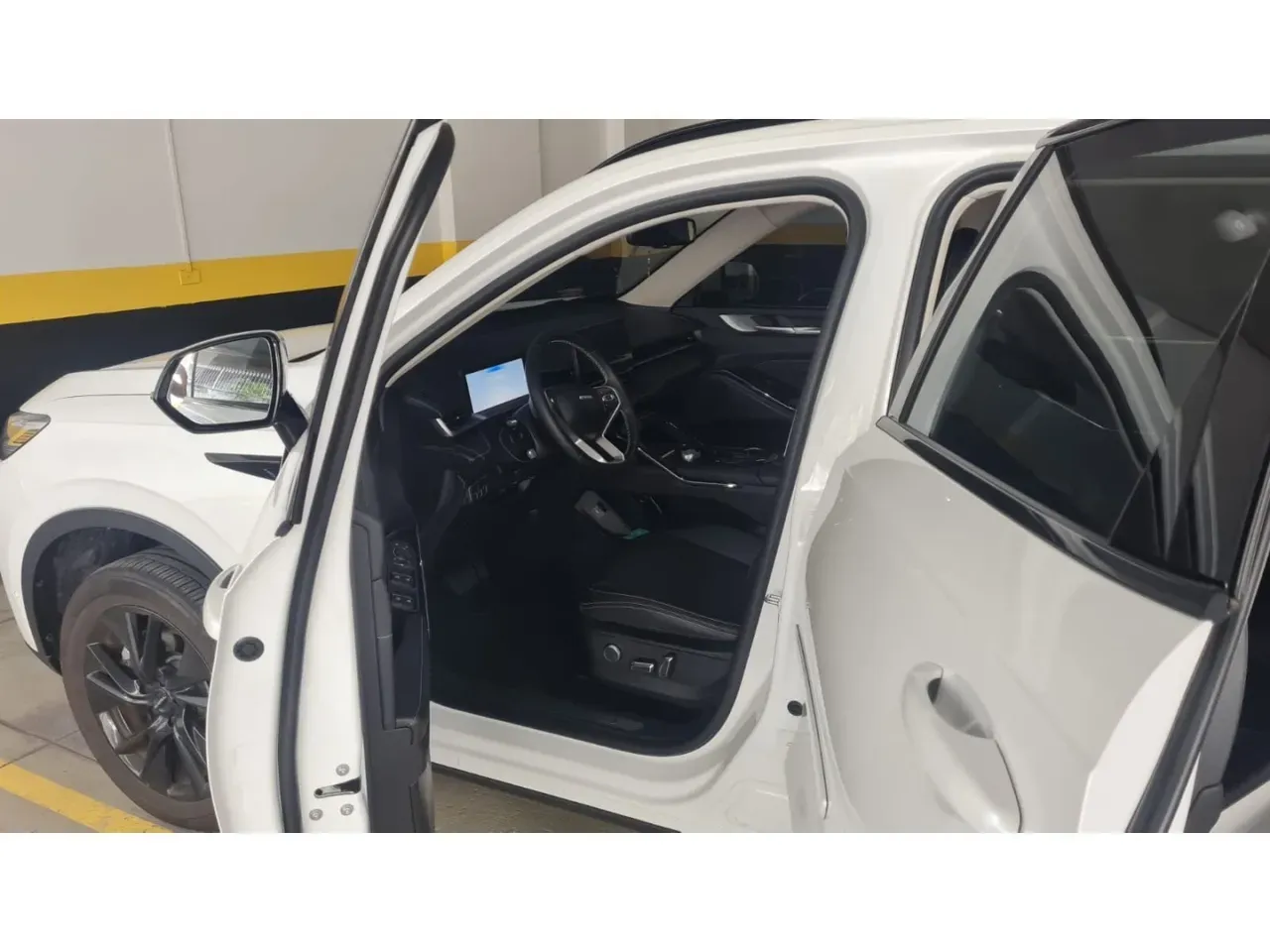 GWM Haval H6 Plug-in Hybrid - Miniatura 3