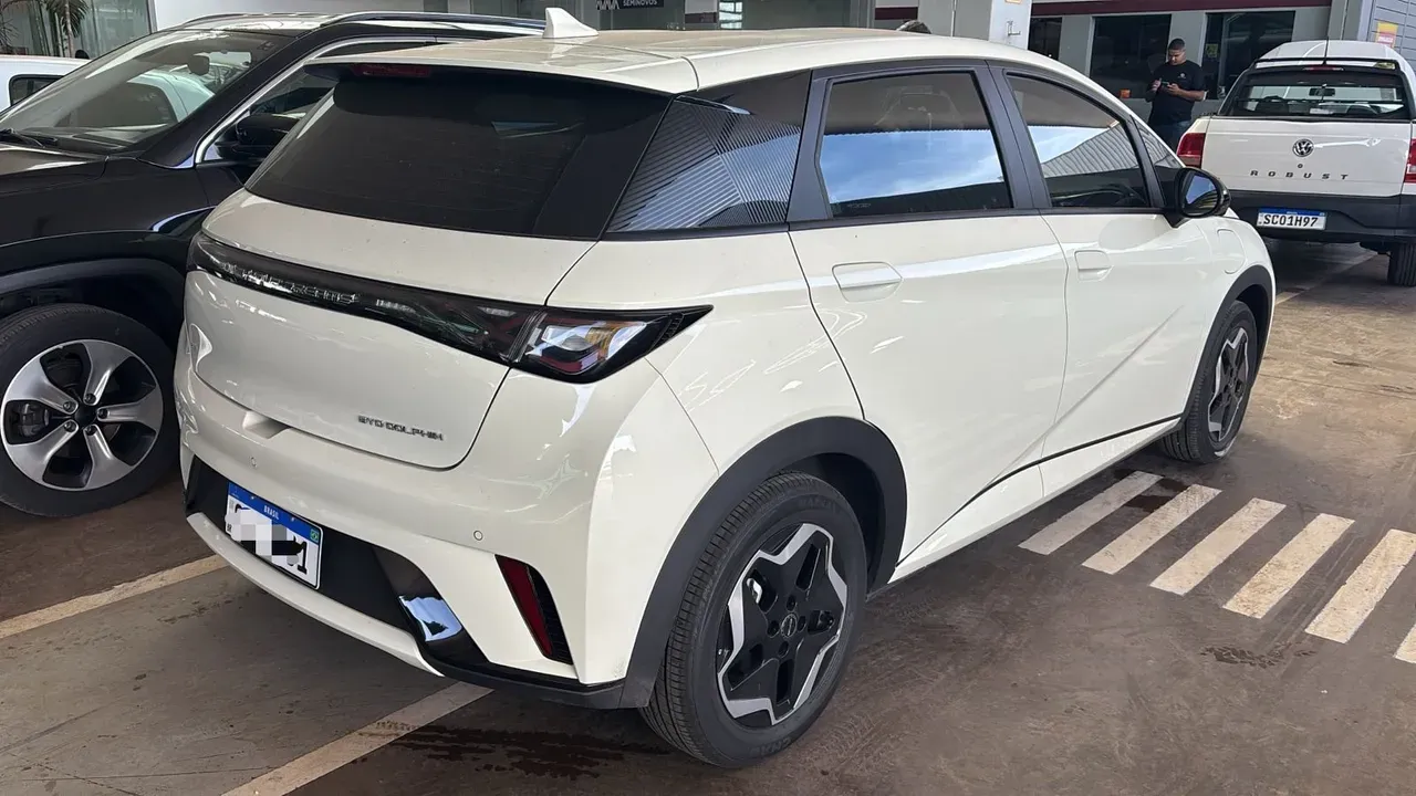 BYD Dolphin - Miniatura 3