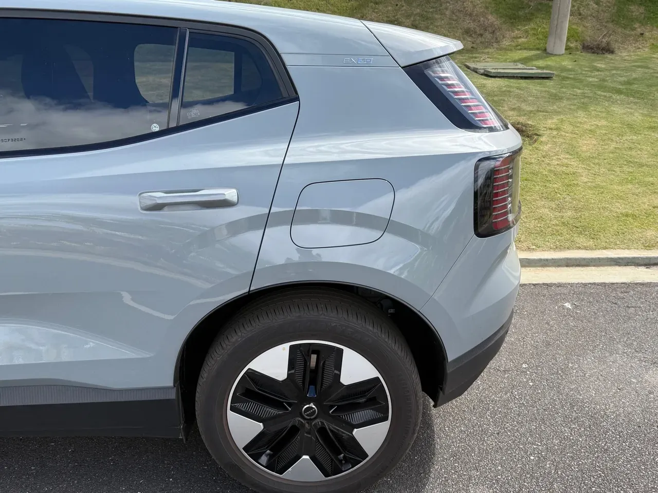 Volvo EX30 - Imagem 5